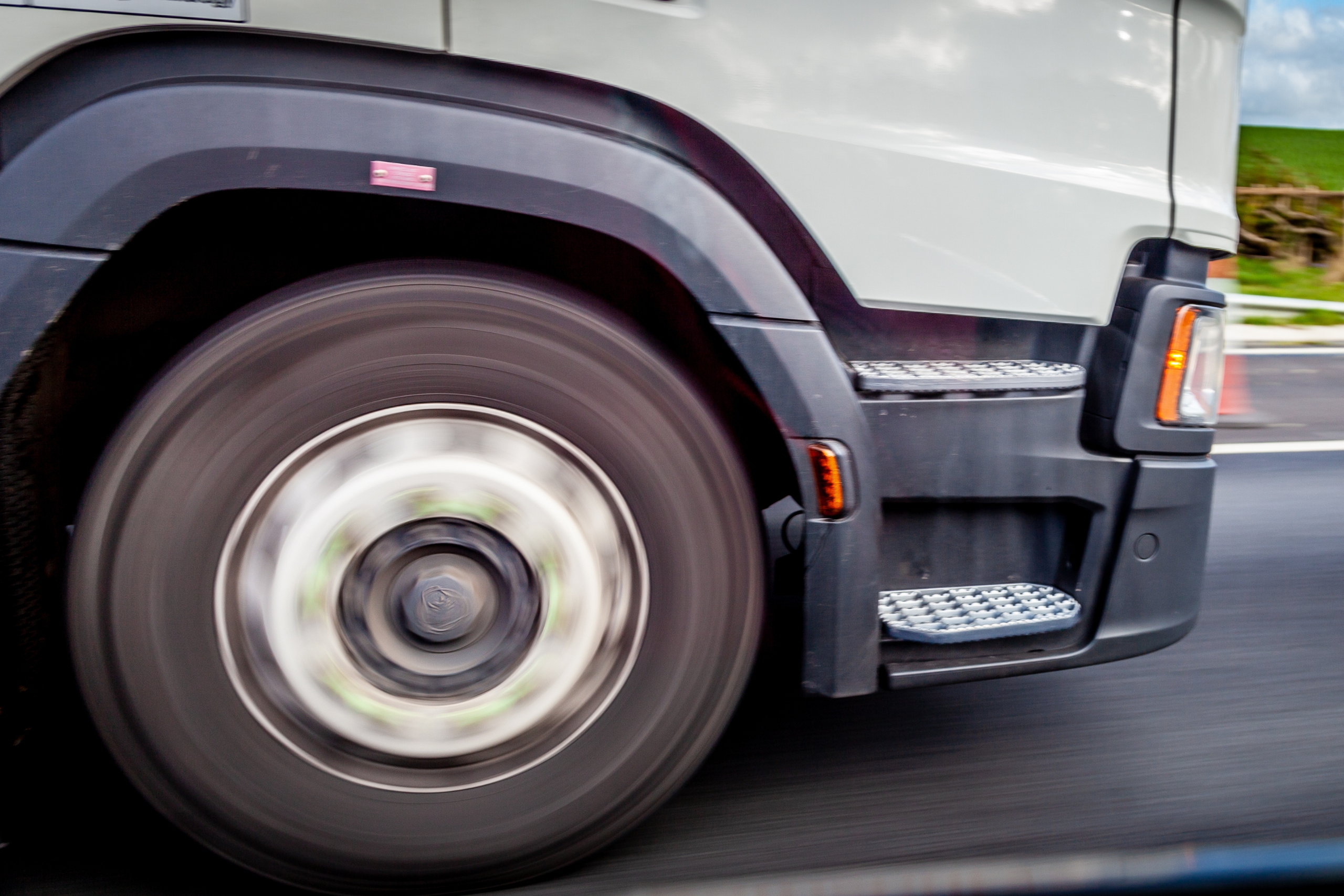 5 Benefits Of Becoming A HGV Driver In The UK In 2022