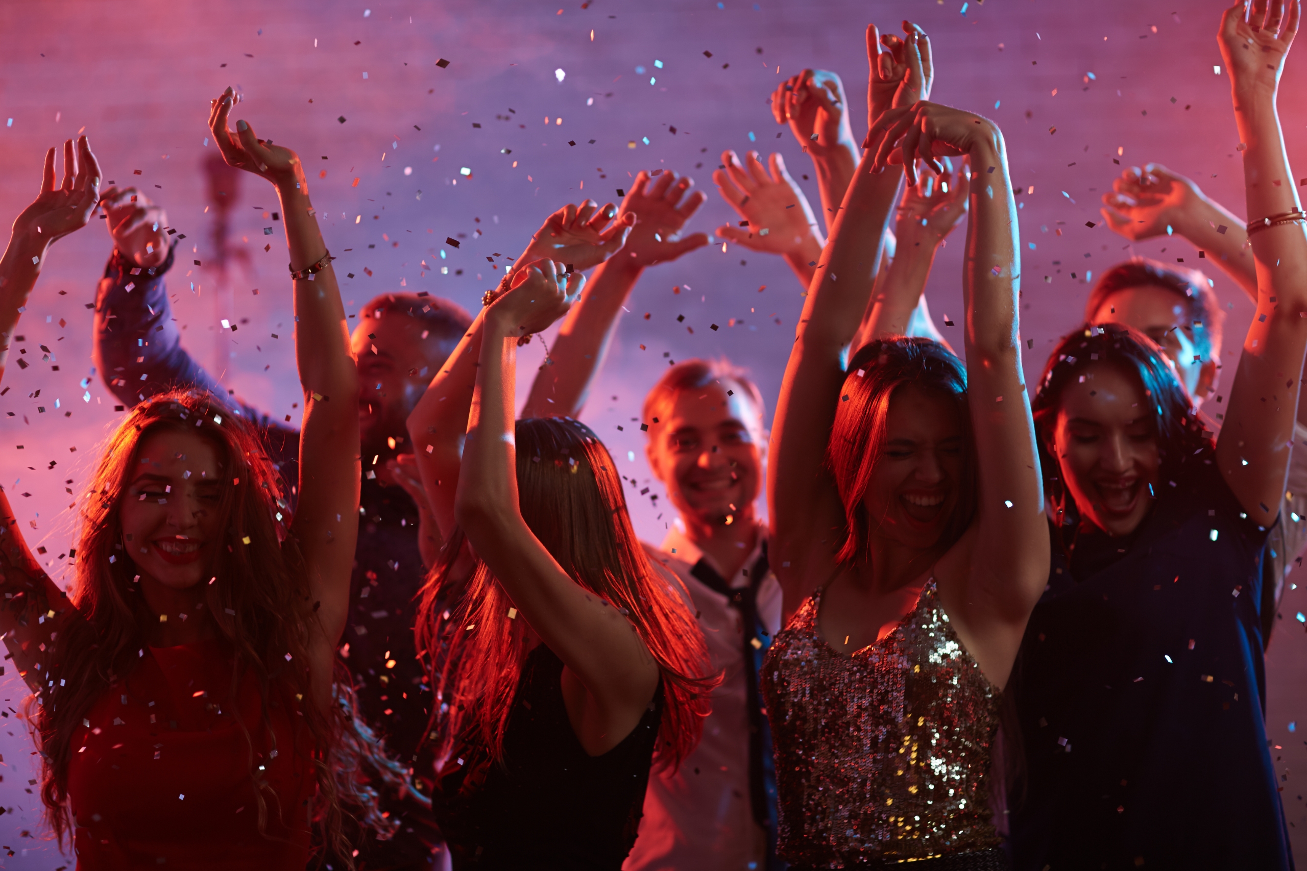 당신은 클럽에서 어떻게 누군가를 유혹하나요